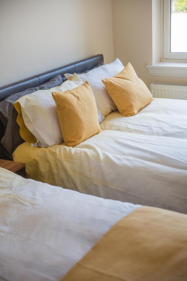 אדינבורו Stylish Modern Newly Built Apartment 15 Min From City Centre מראה חיצוני תמונה