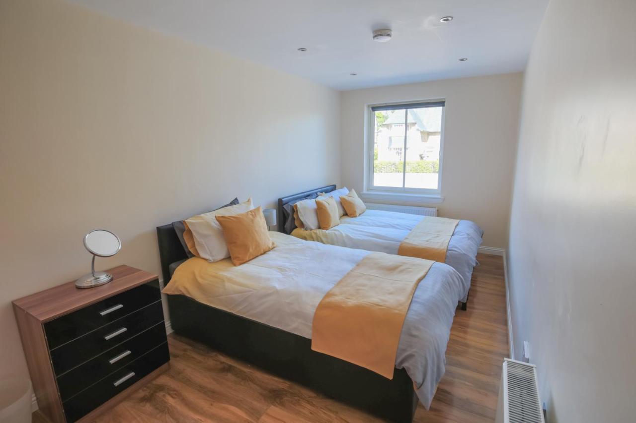 אדינבורו Stylish Modern Newly Built Apartment 15 Min From City Centre מראה חיצוני תמונה