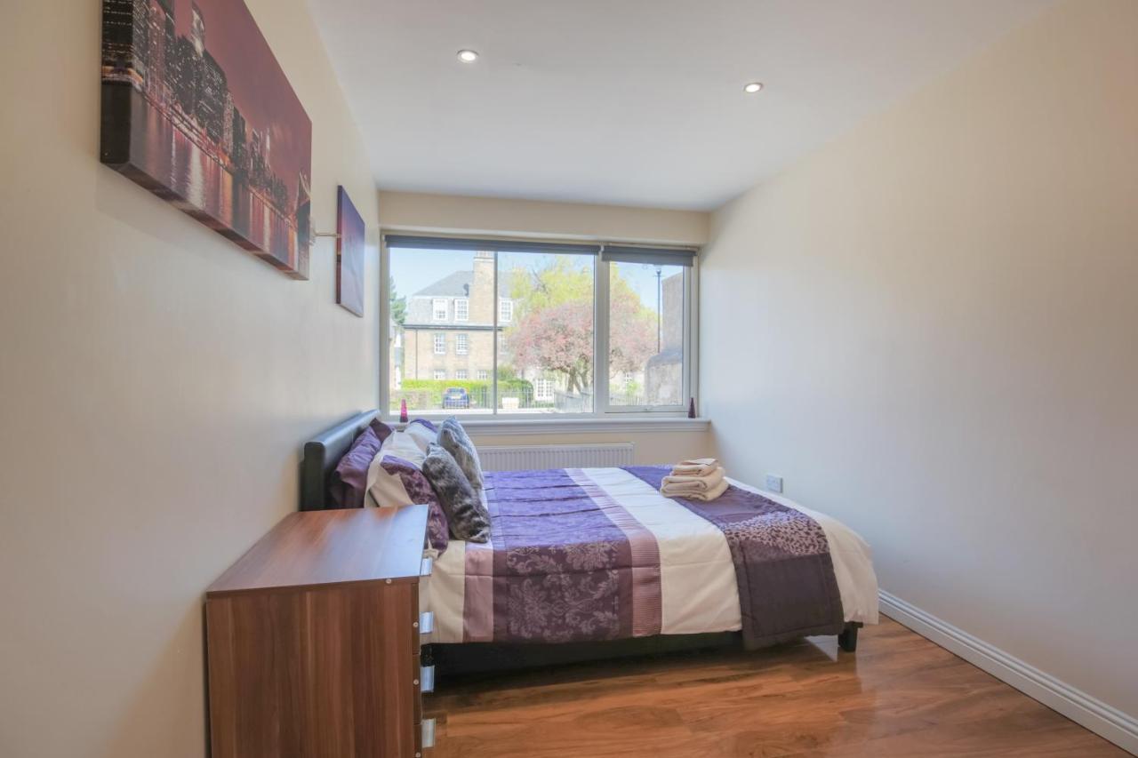 אדינבורו Stylish Modern Newly Built Apartment 15 Min From City Centre מראה חיצוני תמונה